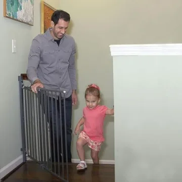 Qdos SafeGate Baby Gate - Stylish Safety for Home