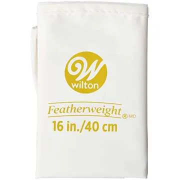 Wilton Featherweight Reusable Decorating Piping Bag, for Decorating Cakes and Pastries, Pipe Royal Icing and Your favorite Cake Batters, 16-Inch