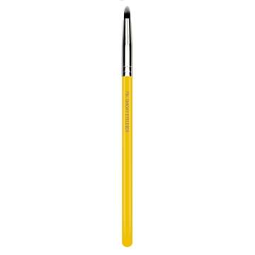 Bdellium Tools Professional Makeup Brush - Studio Series 716 Smoky Eyeliner - With Soft Synthetic Fibers, For Thick Lining (Yellow, 1pc)