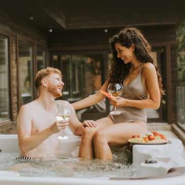 Floating Wine Glasses for Poolside Fun - Set of 4