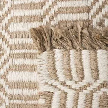 SAFAVIEH Natural Fiber Collection Area Rug - 8' x 10', Natural & Ivory, Handmade Boho Farmhouse Fringe Jute, Ideal for High Traffic Areas in Living Room, Bedroom (NF184A)