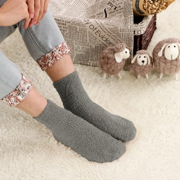 OVOV Cozy Fuzzy Socks 3 Pairs for Men - Warm Winter Comfort