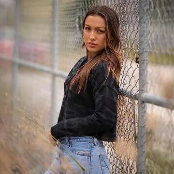 Global Blank Womens Cropped Hoodie Crop Top Sweatshirts for Women Cropped Sweater, Cream Off White, Medium