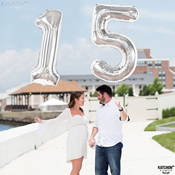 Stunning 40-Inch Silver 15 Birthday Balloon for Celebrations