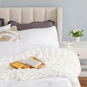 HBlife Chunky Knit Throw Blanket 50X60 Inches, Super Warm Soft Chenille Yarn Cable Knitted Blankets and Throws Boho Giant Cozy Thick Crochet Blanket for Sofa Bed Couch, White