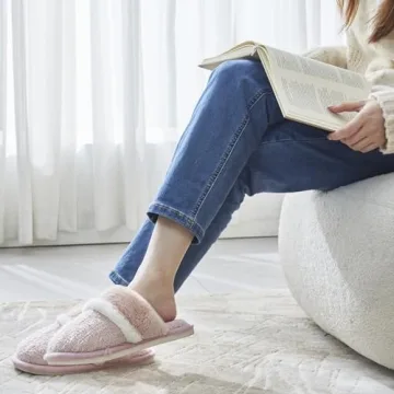 House Slippers for Women Fluffy Memory Foam Cute Comfy Fuzzy Slippers Slip on Anti-Skid Christmas Gifts for Women Mom Indoor and Outdoor Size 7 8 Pink