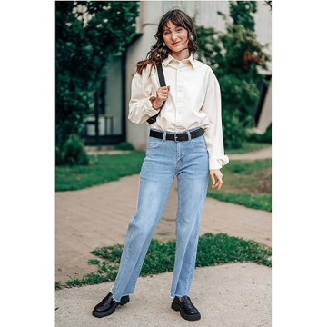 Stylish Ice Blue High-Waisted Women's Jeans