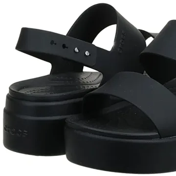 Comfortable Crocs Unisex Beach Pool Clog for Everyone