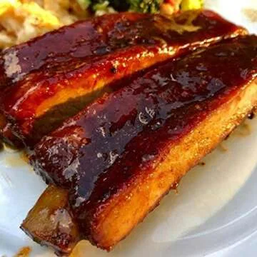 SuckleBusters Honey BBQ Rub: Award-Winning Sweet and Smoky Seasoning for Grilling