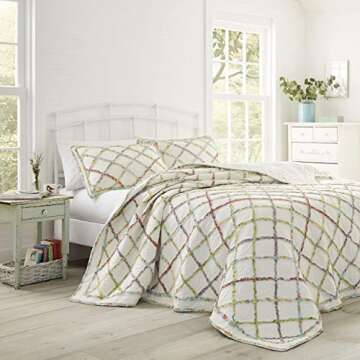 Laura Ashley - Queen Quilt, Reversible Cotton Bedding, Lightweight Home Decor for All Seasons (Ruffl...