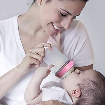 Comotomo Baby Bottle 8oz in Pink for Easy Feeding