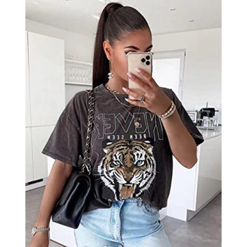 Stylish Tiger Graphic Tee for Women - Comfortable and Chic