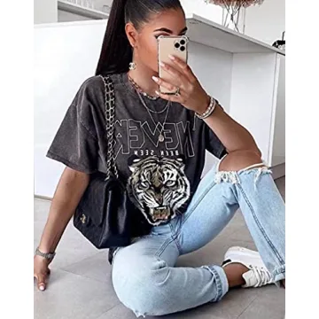 Stylish Tiger Graphic Tee for Women - Comfortable and Chic