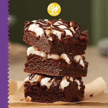 Wilton Recipe Right Non-Stick 9-Inch Square Baking Pan with Lid, Steel Baking Pans with Plastic Lid, Set of 2