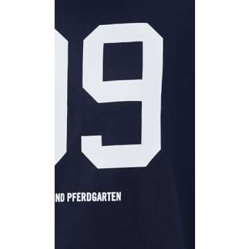 BAUM UND PFERDGARTEN Women's Jeevana Tee - Chic Graphic Comfort