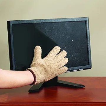 Master Manufacturing CleanGreen Dusting Gloves for Easy Cleaning