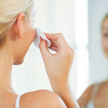 M-61 PowerGlow® Toner - Daily Pore Refining glycolic and salicylic Acid Toner with Bilberry & Aloe.