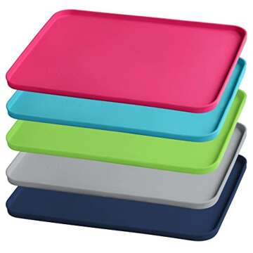 green sprouts Finger Food Platemat Spacious eating and craft area with raised edges contains messes Helps develop independent eating skills, Great for crafts, Made of silicone, Dishwasher safe