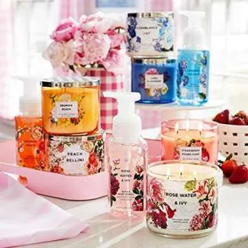 Bath & Body Works Aromatherapy Candle - Rose & Vanilla