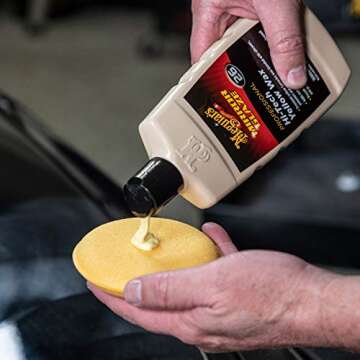Meguiar’s Professional Hi-Tech Yellow Wax M2601 - Pro Yellow Carnauba Wax with a Deep Gloss & Shine and a Long-Lasting Protection, Easy to Use Liquid Wax with Professional Results, 1 Gal, 128 Oz