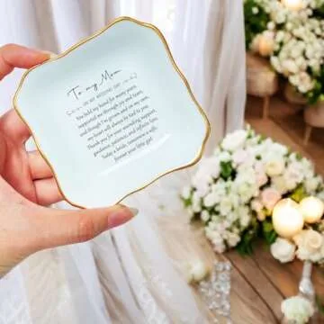 Personalized Ceramic Ring Dish for Weddings - Gift for Mom