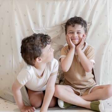 3 Sprouts Kids Play Tent - Sustainable Recycled Fabric – Fun Spacious Childs Playhouse for Indoor Games for Boys & Girls - Durable Fort Pop Up House for Toddlers & Children Age 3-10 - Blueberry Taupe