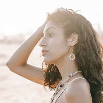 Charming Lightweight Daisy Flower Earrings for Women