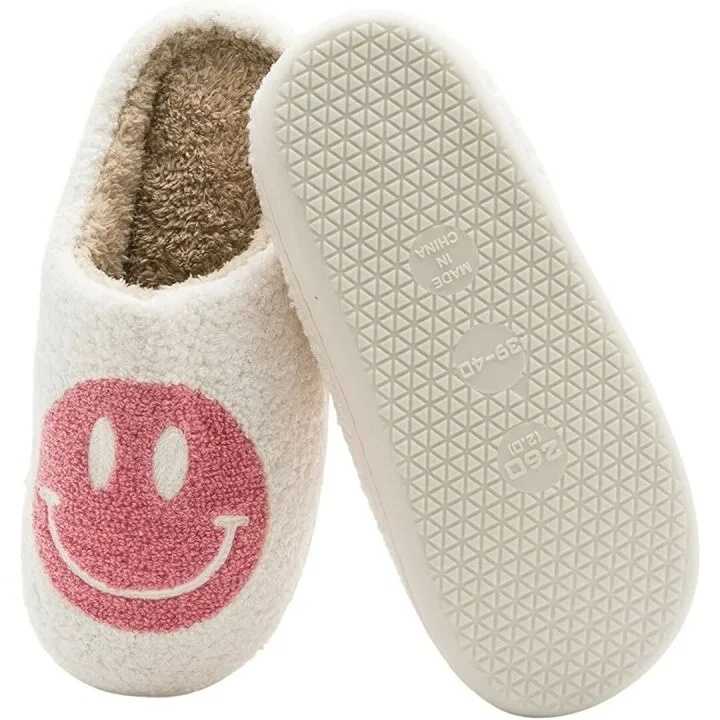 Cozy Retro Smiley Face Slip-On Slippers for All