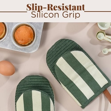 Folkulture Mini Oven Mitts 5.75" Heat Resistant Set of 2