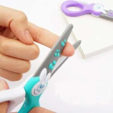 Baker Ross Ltd Maped Kidicut Safety Scissors, Kids, 4.75 Inch, Blunt Tip, Right & Left Handed (037800)