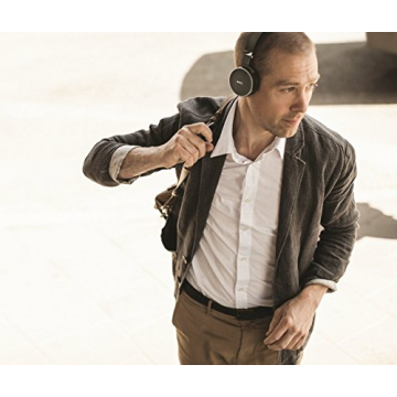 AKG Noise Canceling Headphone N60 for Exceptional Sound