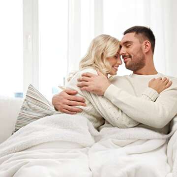 Bedsure Sherpa Fleece Throw Blanket for Couch - Thick and Warm, Soft Fuzzy Plush Throw Blanket for Winter, White, 50x60 Inches