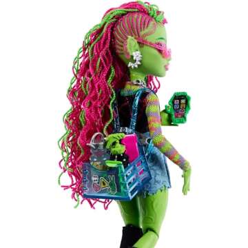 Monster High Venus McFlytrap Doll, Plant Monster with Pet Cat Chewlian & Accessories Like Backpack, Notebook, Snacks & More