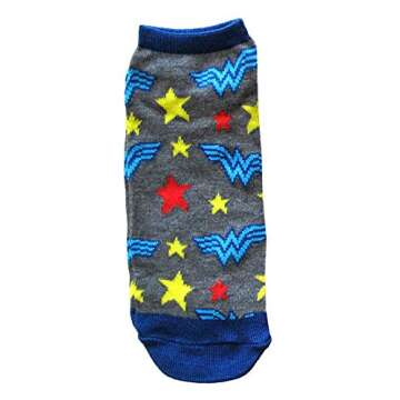 DC Comics Wonder Woman Classic Juniors 5 Pack Low Cut Ankle Socks,Red/Blue,4-10