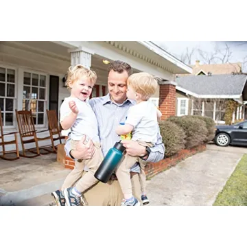 Simple Modern 32oz Vacuum Insulated Water Bottle with Straw