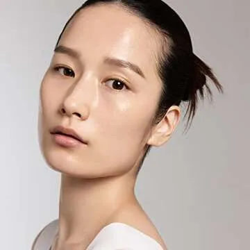 Sulwhasoo Concentrated Ginseng Renewing Brightening Ampoule- Korean Skincare, Brightening & Visibly Firming, Improves the Look of Dark Spots, Niacinamide - 0.67 fl. oz.