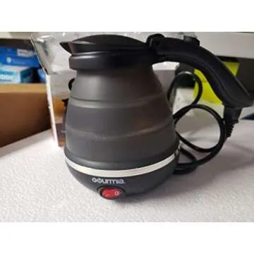 Gourmia GK320 Travel Foldable Electric Kettle - Dual Voltage - Food Grade Silicone, Collapses for Easy & Convenient Storage, Boil Dry Protection, .6 Quart - Black