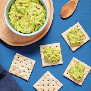 Premium Saltine Crackers - 12 Pack of 4 oz Boxes