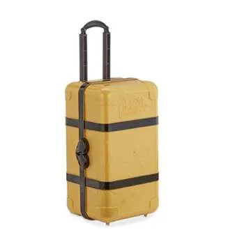 L.O.L. Surprise! Style Suitcase Electronic Playset - Boss Queen, Multicolor