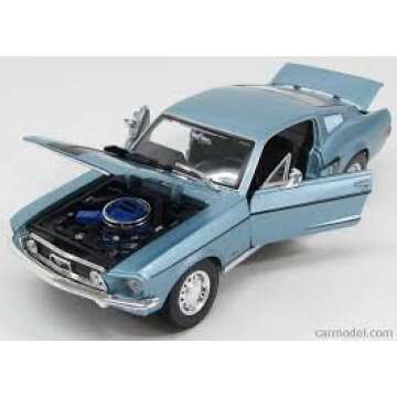 Maisto 1:18 Scale Metallic Blue 1968 Ford Mustang GT Cobra Jet