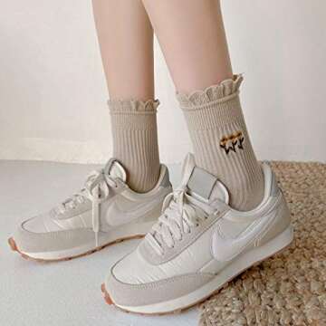 Stylish Ruffle Floral Crew Ankle Socks for Women