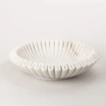 Elegant Handmade Marble Scallop Bowl - Perfect Gift Idea