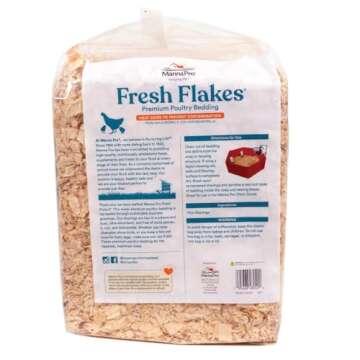 Manna Pro Fresh Flakes | Chicken Coop Bedding | Pine Shavings for Chicken Bedding | 4 Cubic Feet