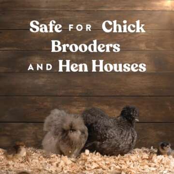 Manna Pro Fresh Flakes | Chicken Coop Bedding | Pine Shavings for Chicken Bedding | 4 Cubic Feet