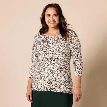 Amazon Essentials Women's Long-Sleeve Lightweight Crewneck Sweater (Available in Plus Size), White Cheetah Print, Large