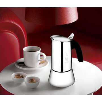Bialetti Venus 6-Cup Moka Pot - Stylish & Functional