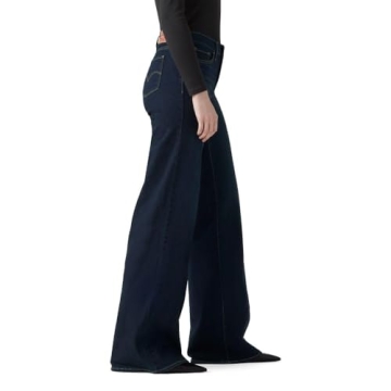 Levi's 318 Women's Shaping Wide-Leg Jeans for Every Occasion
