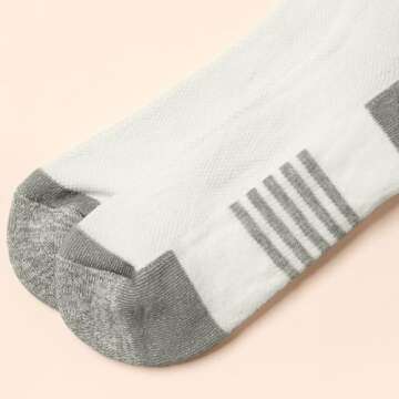 Amazon Essentials Men's Performance Comfortable Cotton Cushioned Breathable Athletic Crew Sports Socks, 6 Pairs, White, 12-14