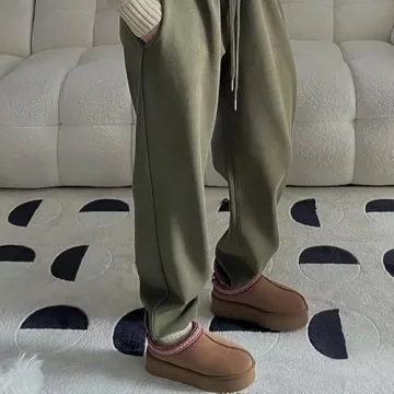 Stylish Women’s Platform Mini Boots for Winter Warmth