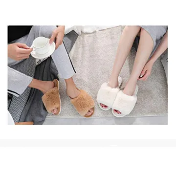 Stylish HUMIWA Women's Fuzzy Fur Flat Slippers for Comfort